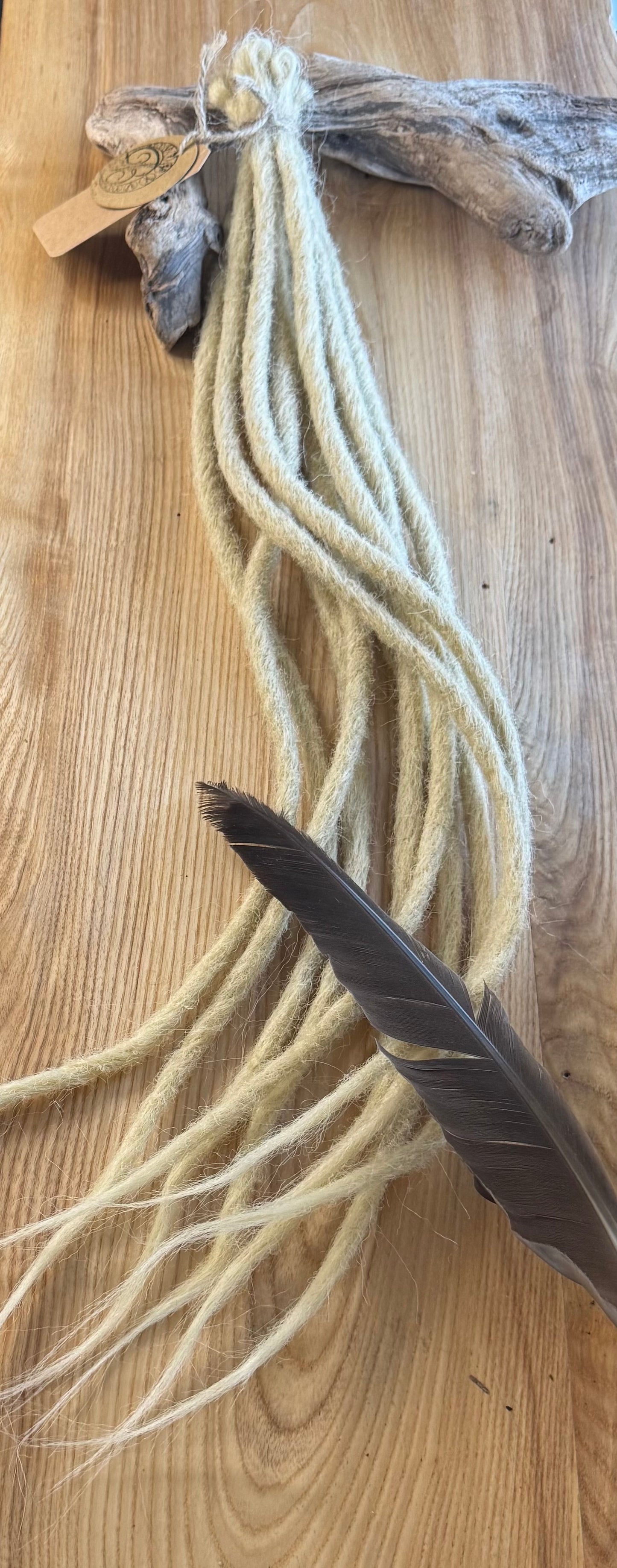 Faux Locs SE 24" Platinum